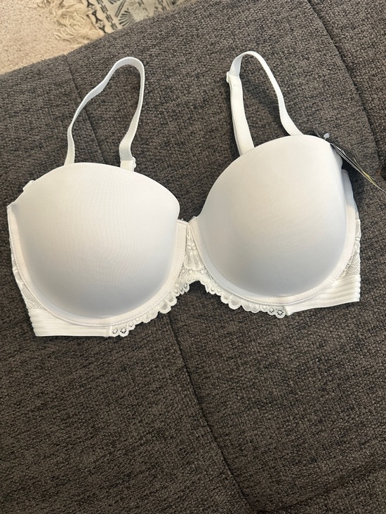 Maidenform Other - NWT Size 36DD Maidenform White Multi-Way Strap/Strapless Push-Up Bra